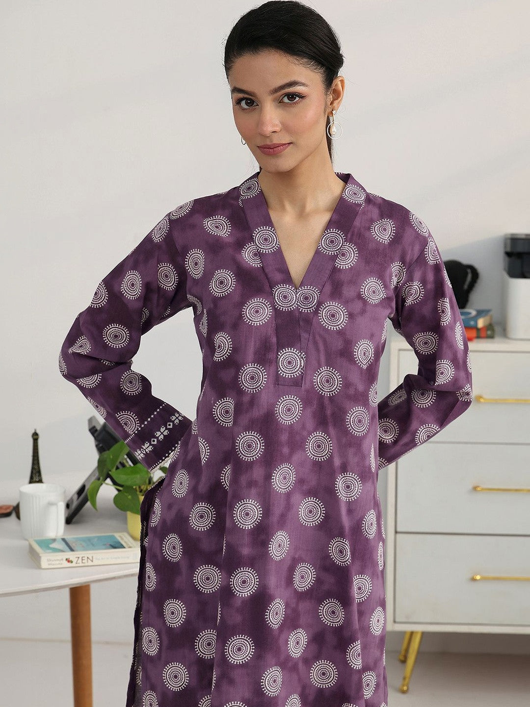 Women Ethnic Motifs Printed Regular Kurta with Trousers