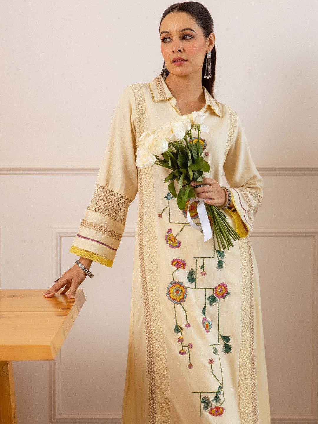 Embroidered Straight Kurta & Trousers