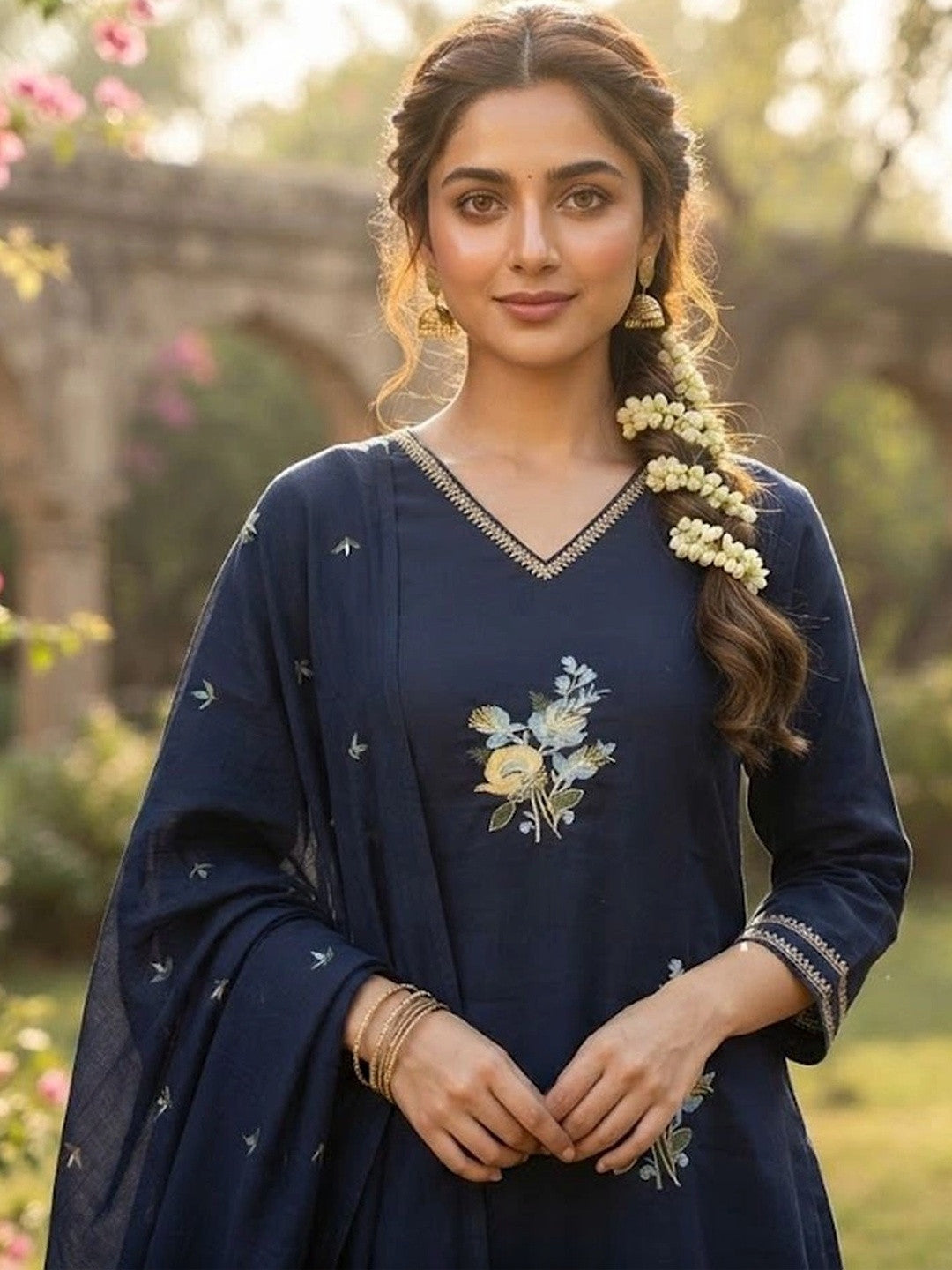 Women Floral Embroidered Regular Thread Work Pure Cotton Kurta with Trousers & With Dupatta