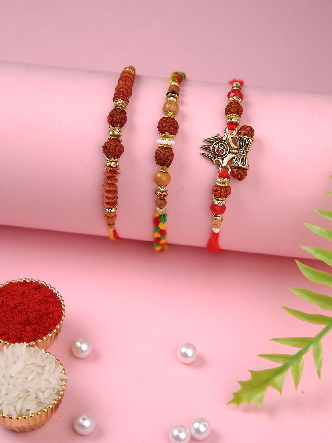 Dhiyona Rakhi