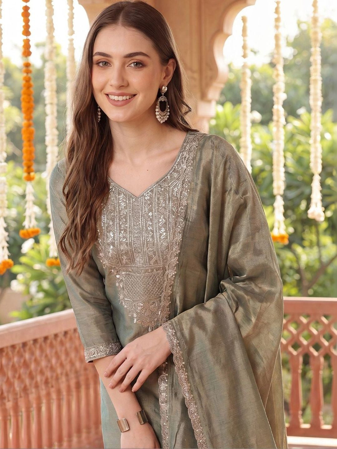 Women Ethnic Motifs Embroidered Regular Liva Kurta with Trousers & With Dupatta