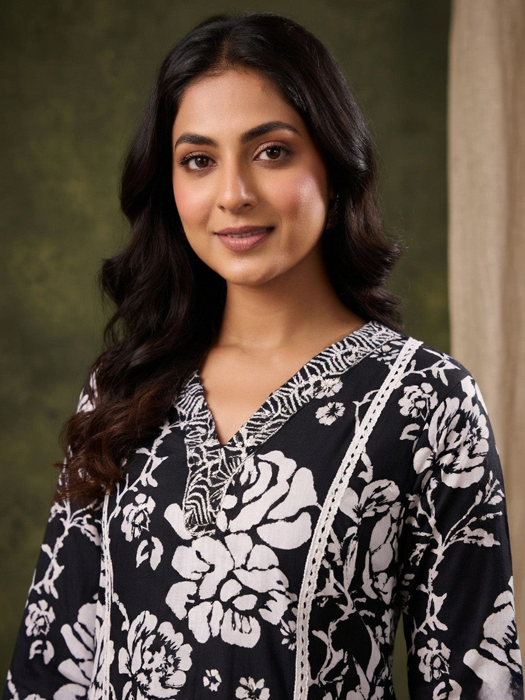 Printed Pure Cotton V-Neck Kurta & Trousers