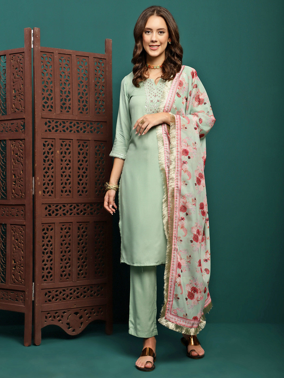 Dhiyona SN Floral Embroidered Kurta & Trouser With Dupatta