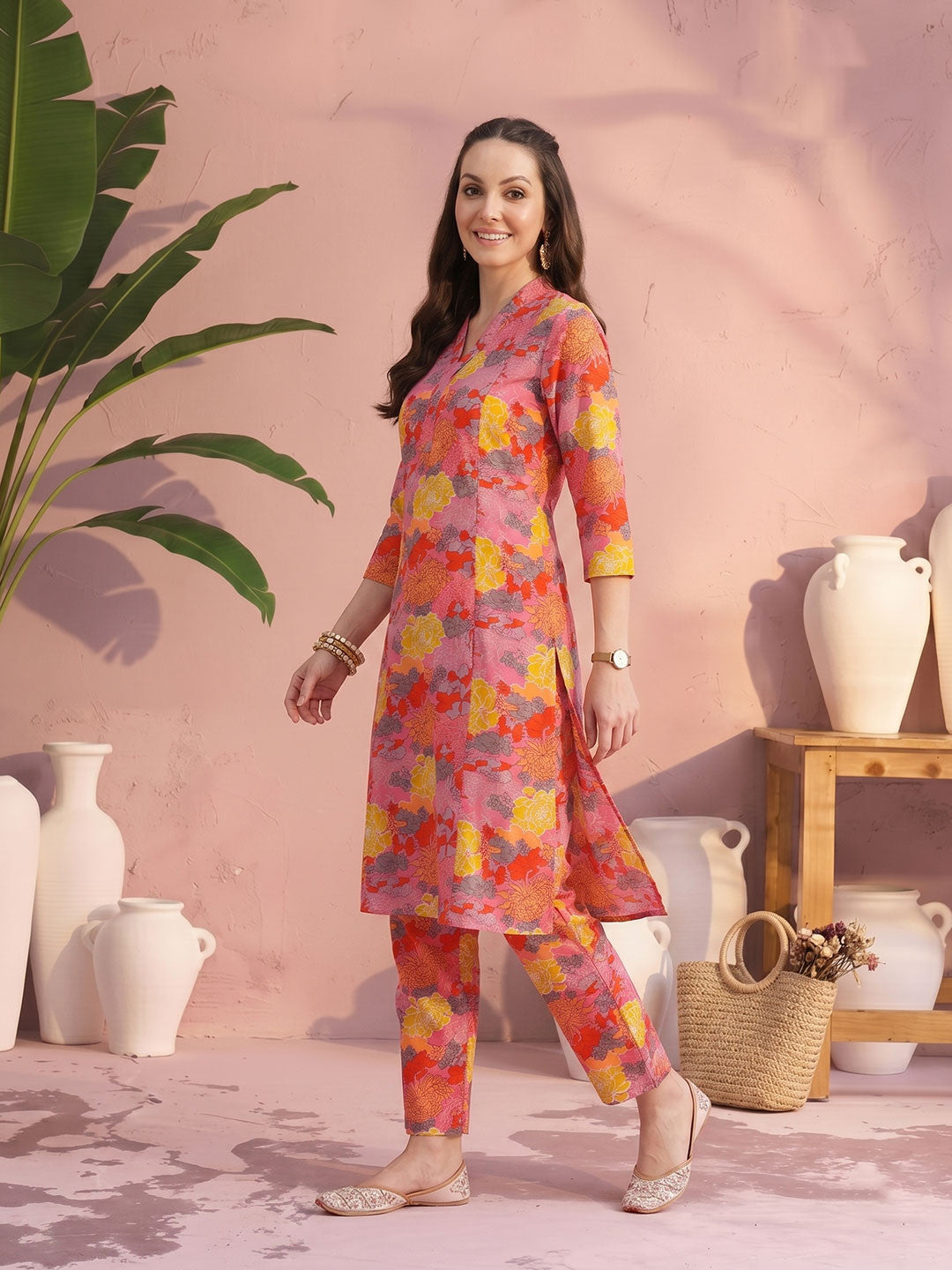 Floral Printed Regular Kurta with Trousers
