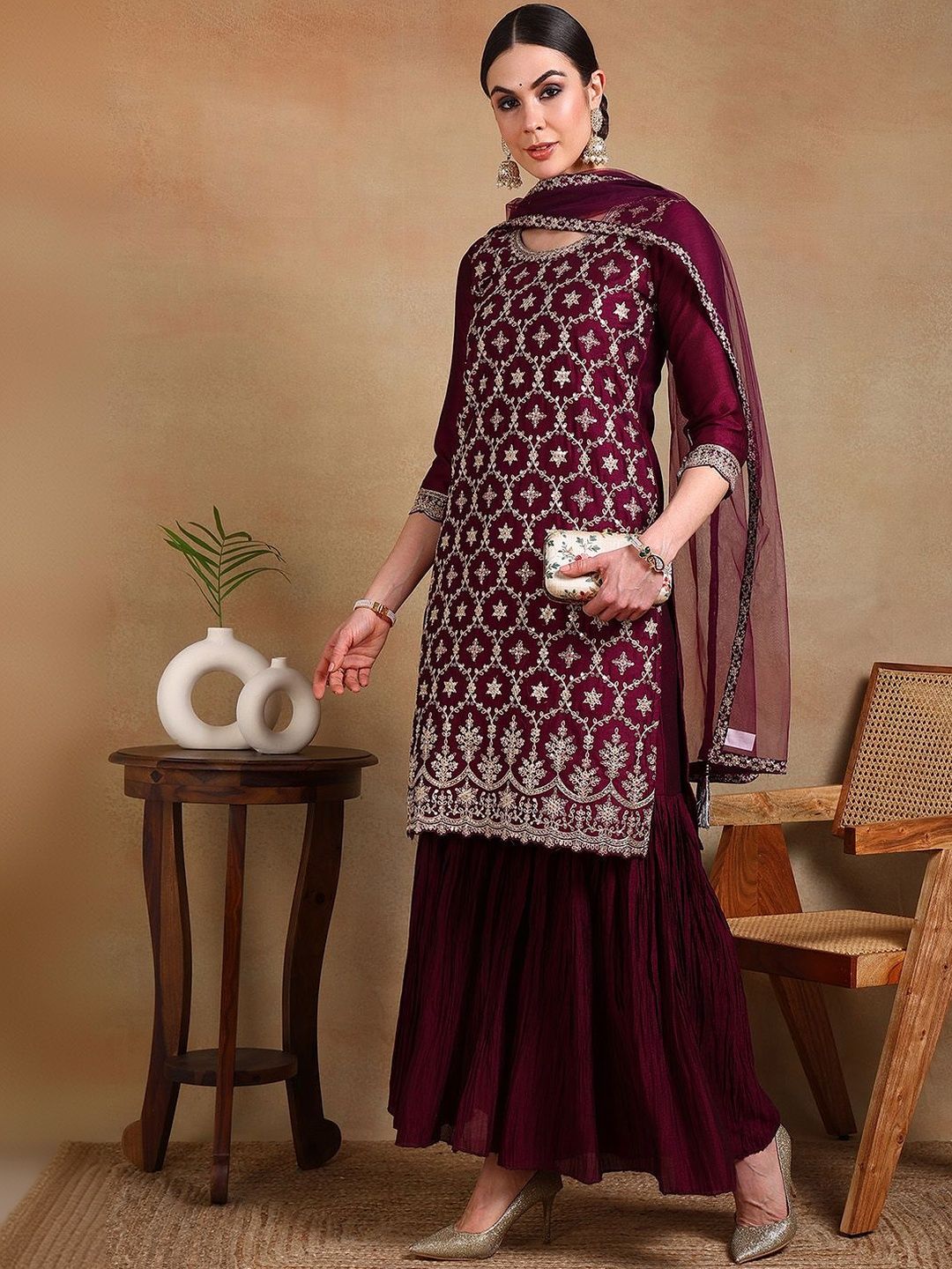 Dhiyona KL Women Ethnic Motifs Embroidered Regular Thread Work Kurta with Sharara & With Dupatta