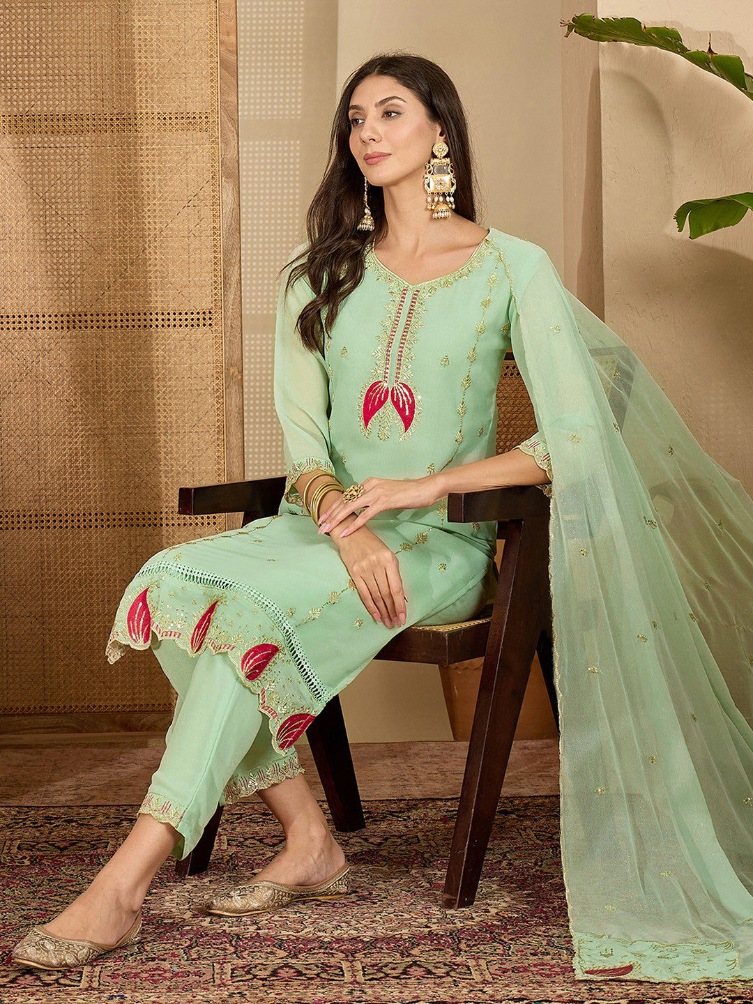 Dhiyona SN Embroidered V-Neck Kurta & Trousers With Dupatta