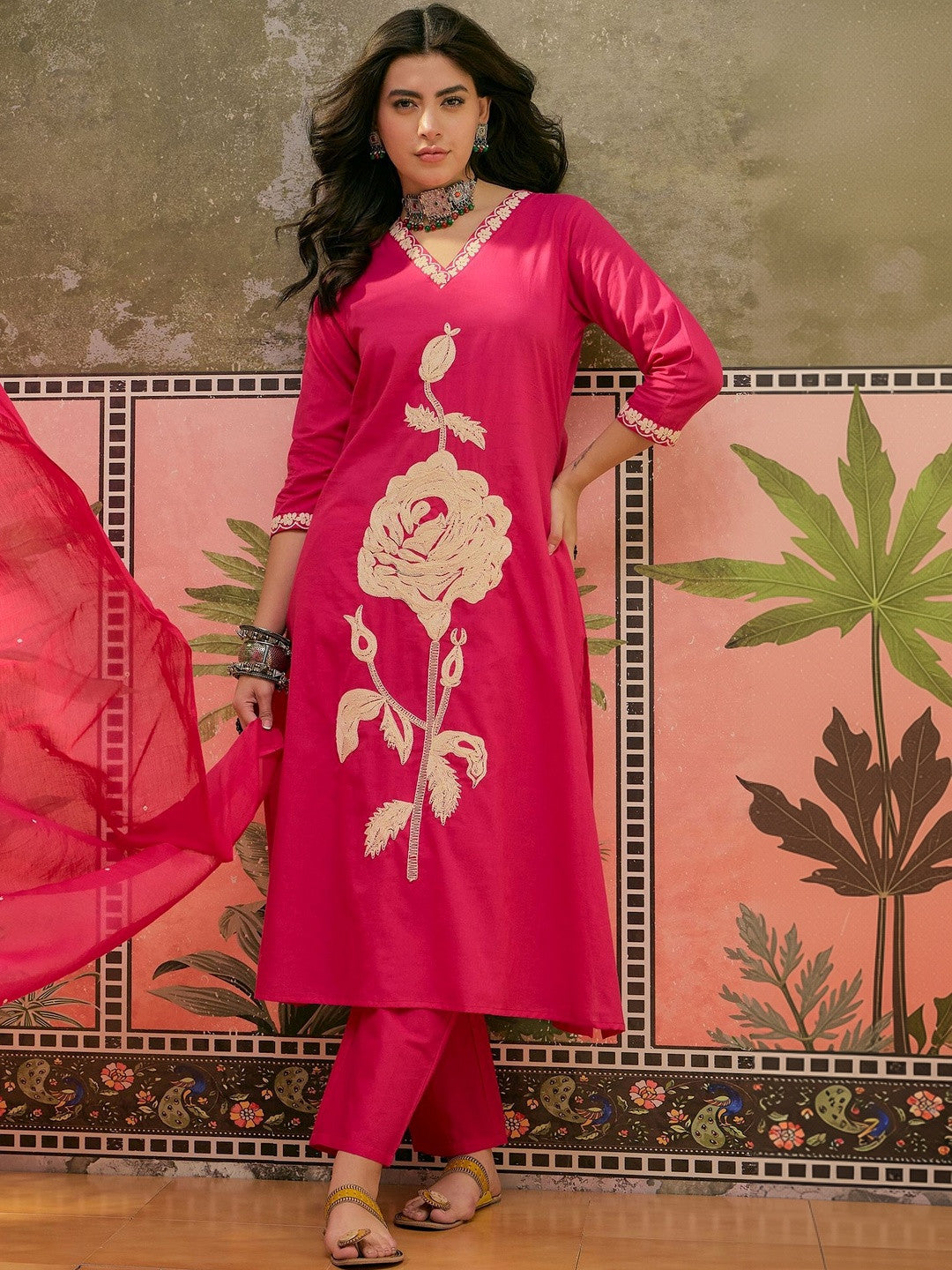 Printed V-Neck Kurta Trousers & Dupatta