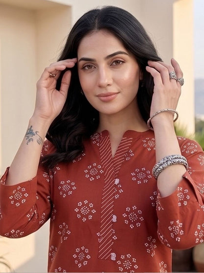Red Women Ethnic Motifs Printed Regular Kurta with Trousers