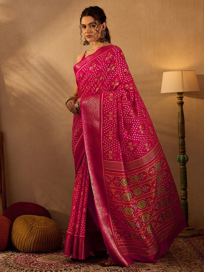 Women's Silk Blend Pink Printed Designer Saree With Blouse Piece