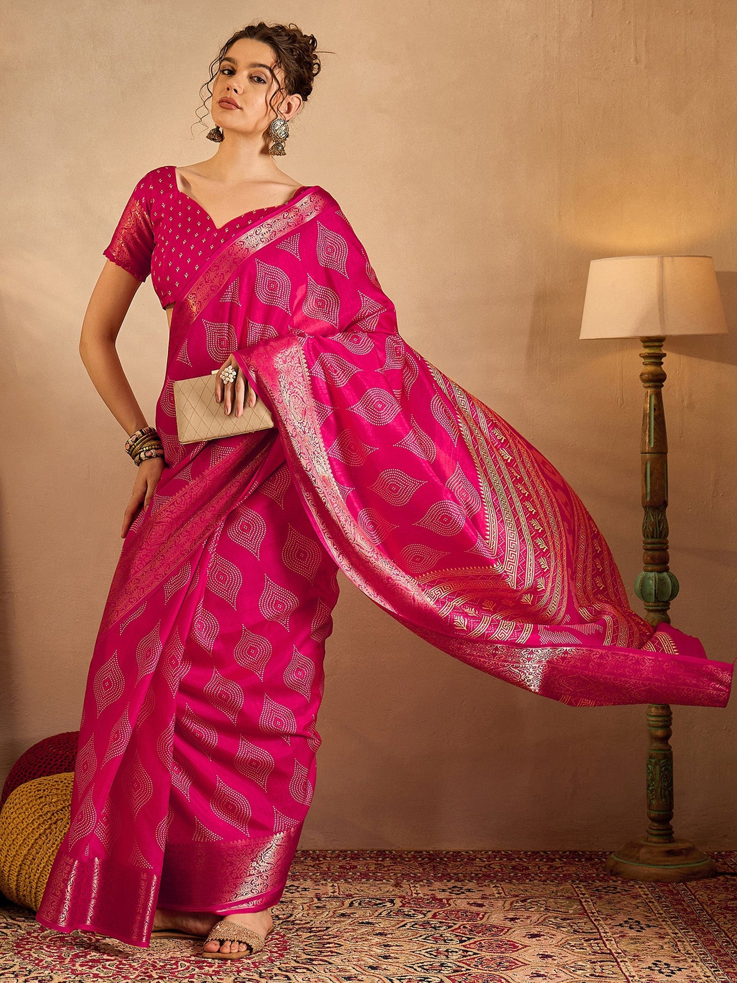 Women's Silk Blend Pink Printed Designer Saree With Blouse Piece