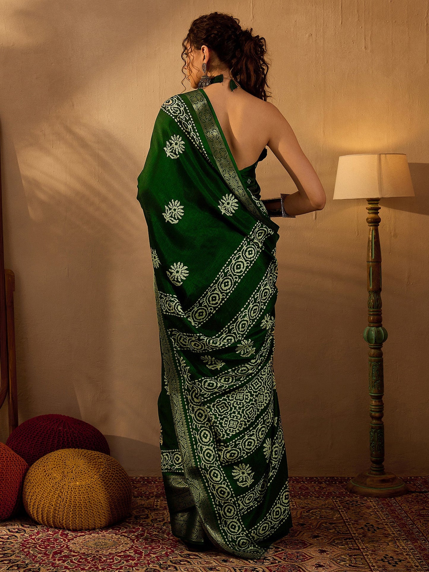 Women's Silk Blend Green Printed Designer Saree With Blouse Piece