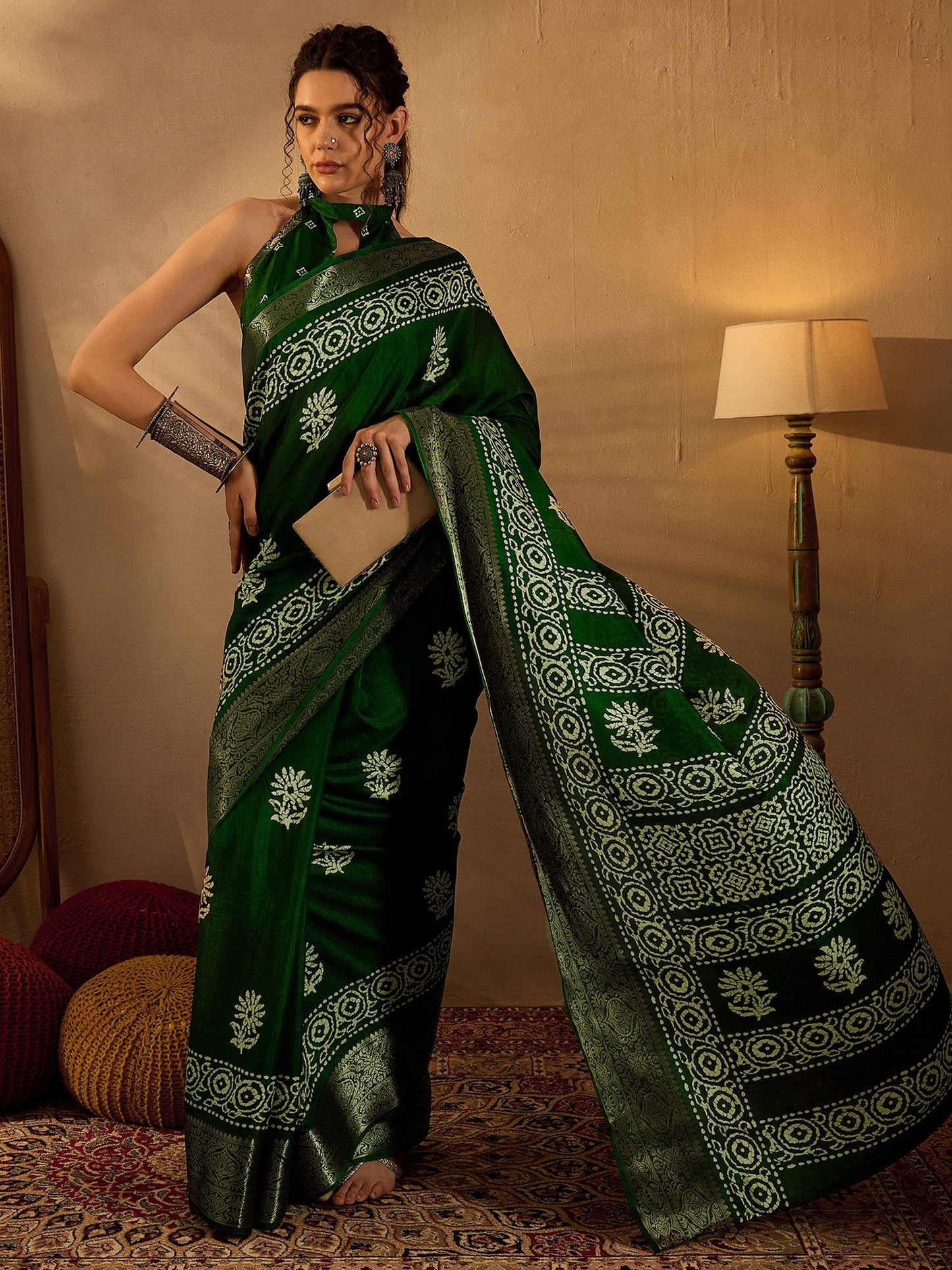 Women's Silk Blend Green Printed Designer Saree With Blouse Piece
