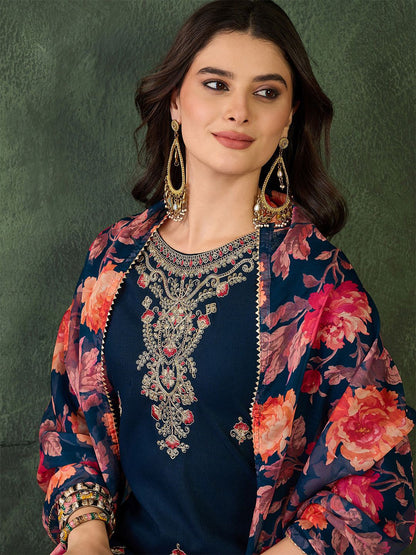 Dhiyona KL Women Floral Embroidered Regular Kurta with Trousers & With Dupatta