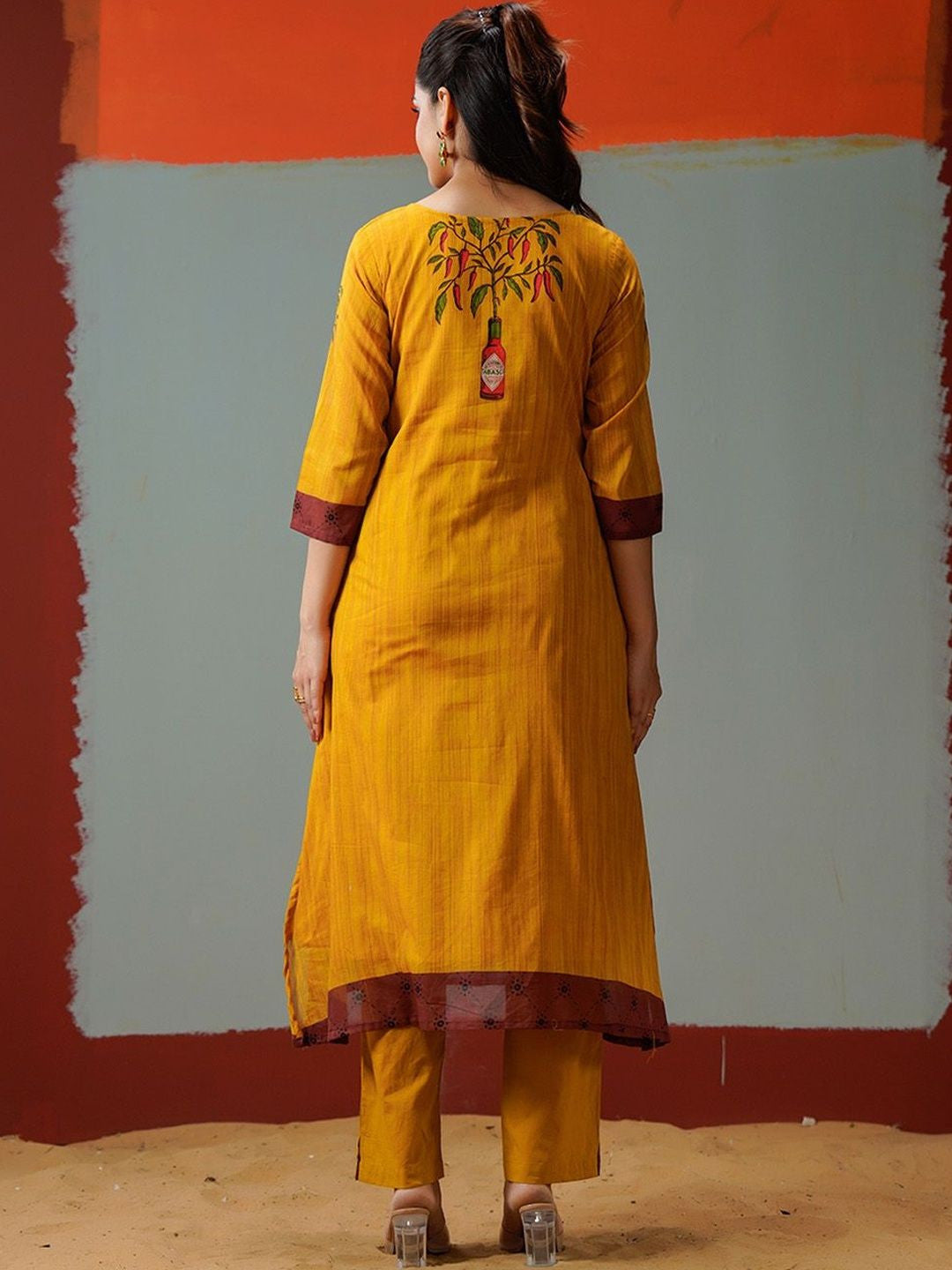 Printed Round Neck Kurta & Trousers