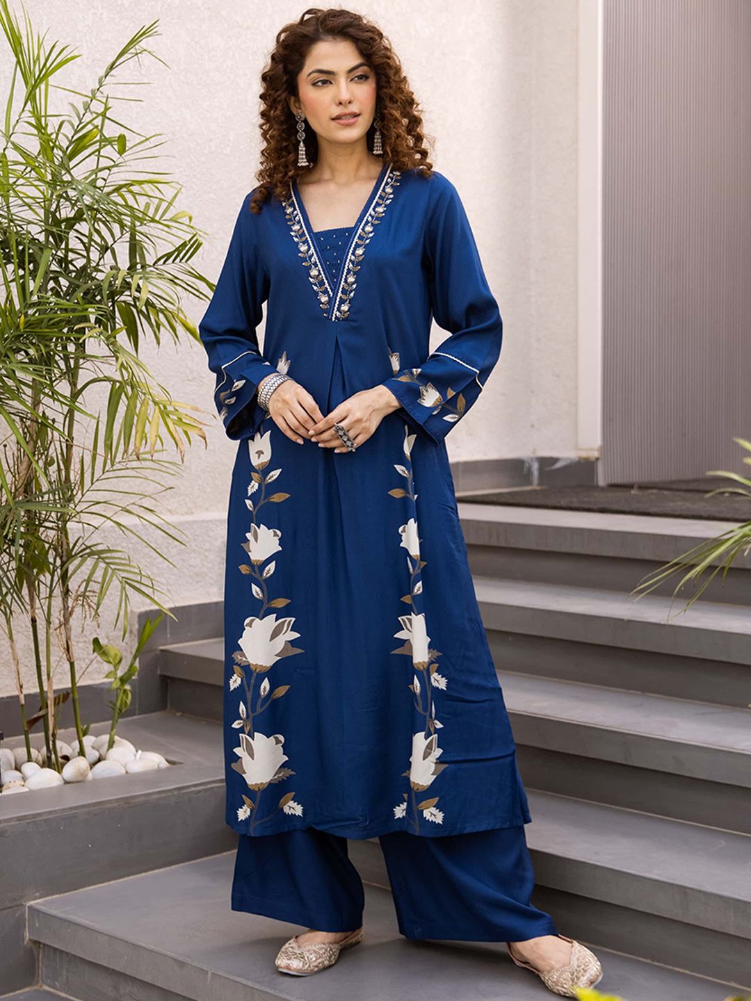 Dhiyona SN Women's Floral Printed sequins Embroidered A-Line Kurta Set