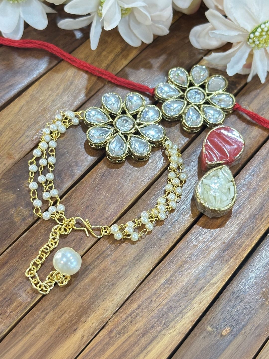Dhiyona Rakhi