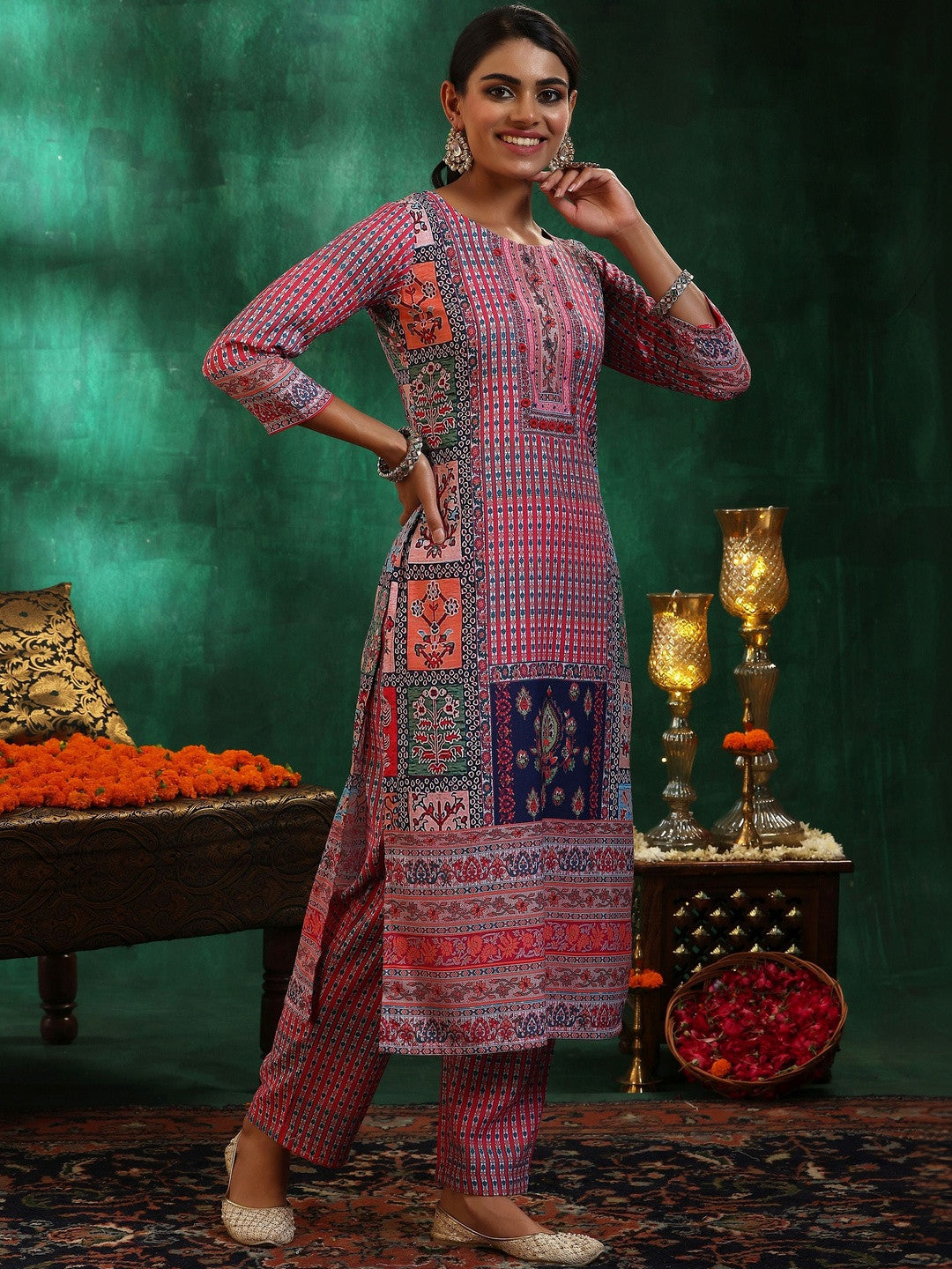 Women Ethnic Motifs Printed Regular Linen Kurta with Trousers & With Dupatta