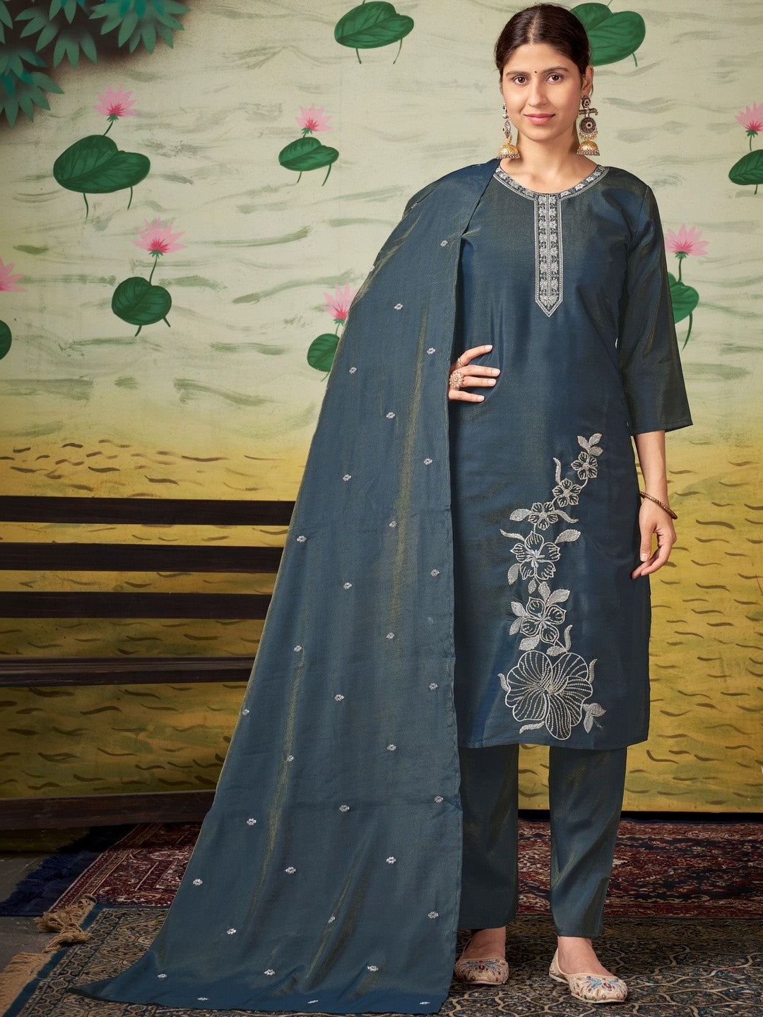 Embroidered Round Neck Kurti & Trousers With Dupatta