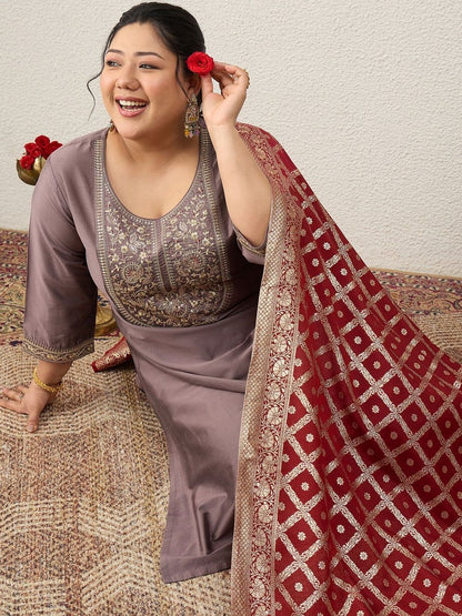 Dhiyona Women's Ethnic Motifs Embroidered Regular Kurta with Trousers & With Dupatta