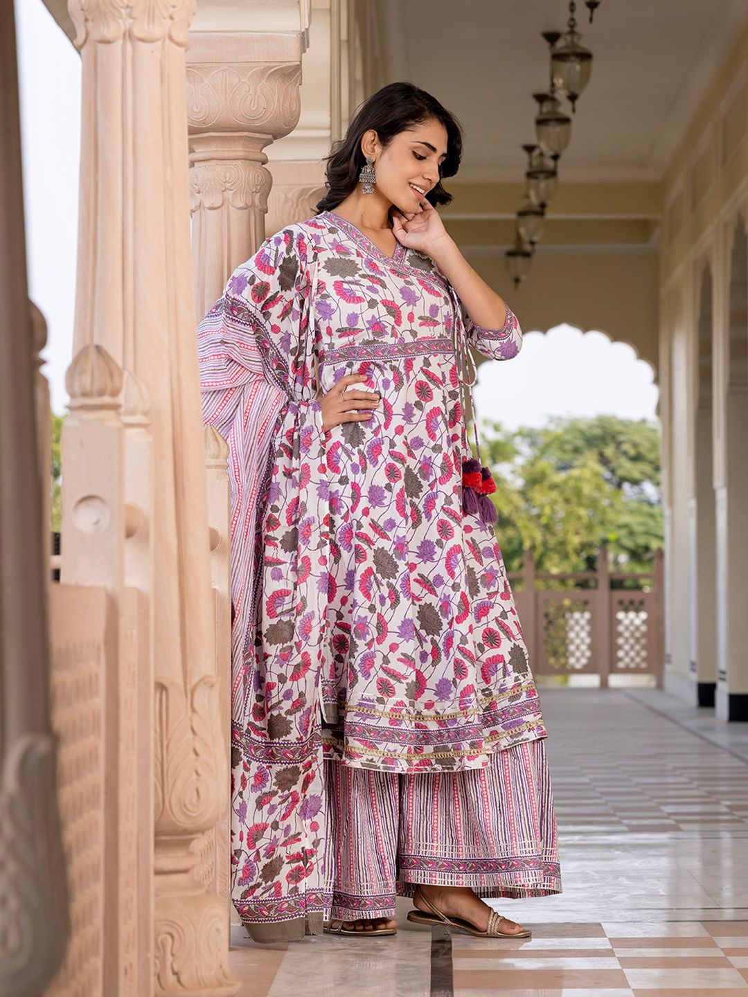 Dhiyona KL Women Floral Printed Angrakha Pure Cotton Kurta with Palazzos & With Dupatta