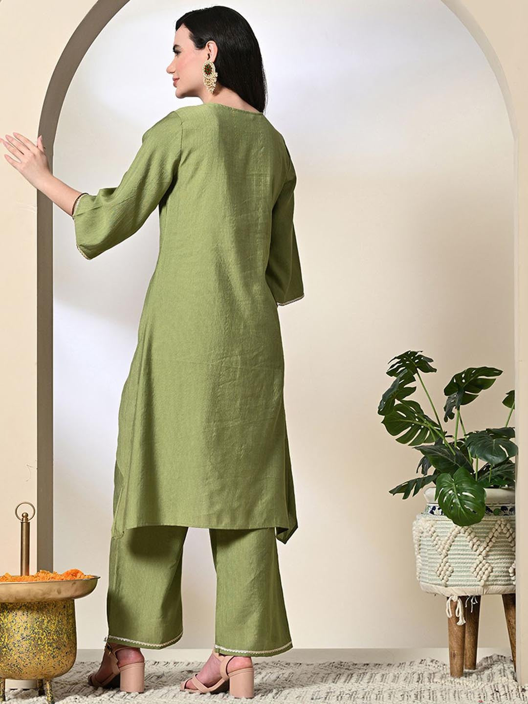 Women Solid Yoke Design Kurta with Palazzo
