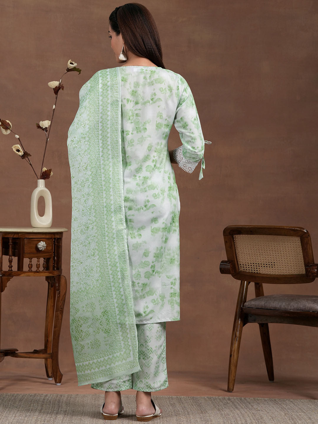 Women Dyed Regular Kurta with Trousers & With Dupatta