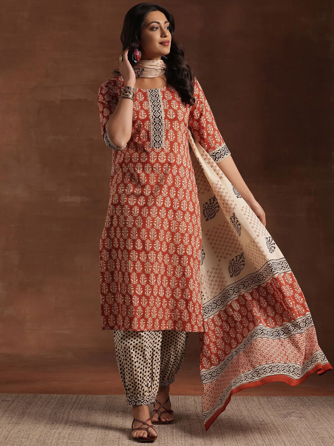 Floral Printed Straight Kurta With Salwar And Dupatta
