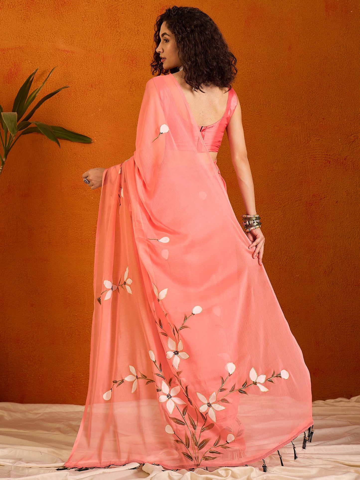 Women's Chiffon Pink Printed Designer Saree With Blouse Piece