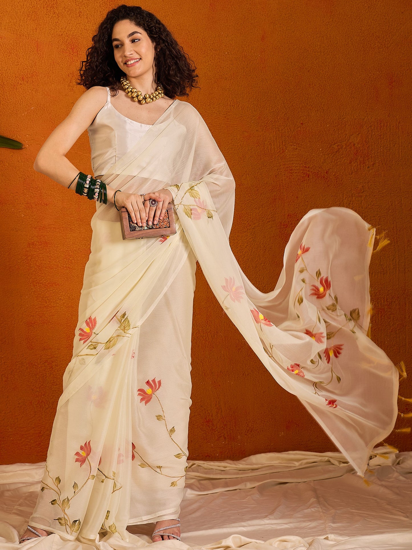 Women's Chiffon Off White Printed Designer Saree With Blouse Piece