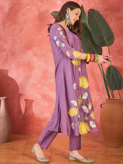 Floral Embroidered A-Line Kurta With Trousers & Bag