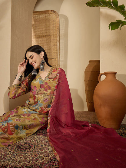 Printed Straight Kurta Sets With Dupatta