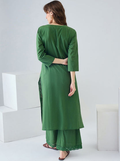 Women Floral Embroidered Regular Thread Work Pure Cotton Kurta with Trousers