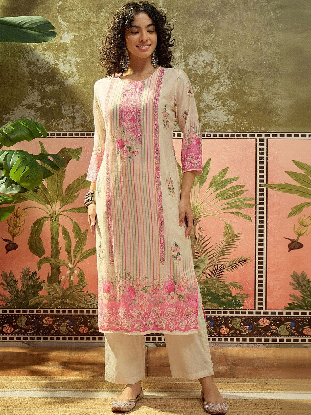 Floral Print Straight Kurta & Trousers