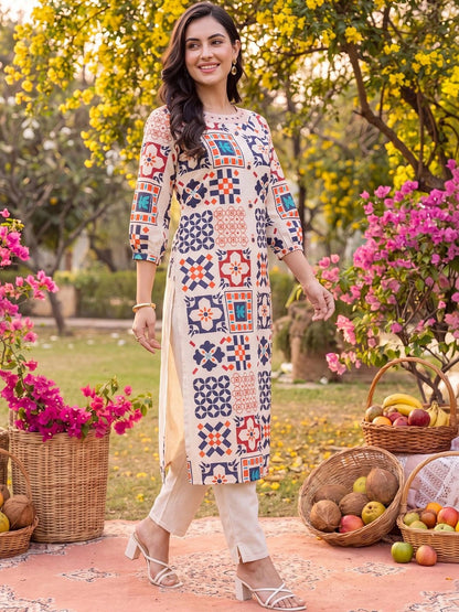 Women Printed Regular Kurta with Trousers