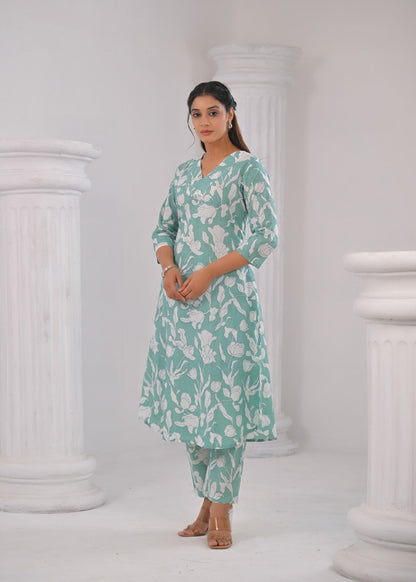 SASHA MINTY PRINTED COTTON KURTA PANT SET