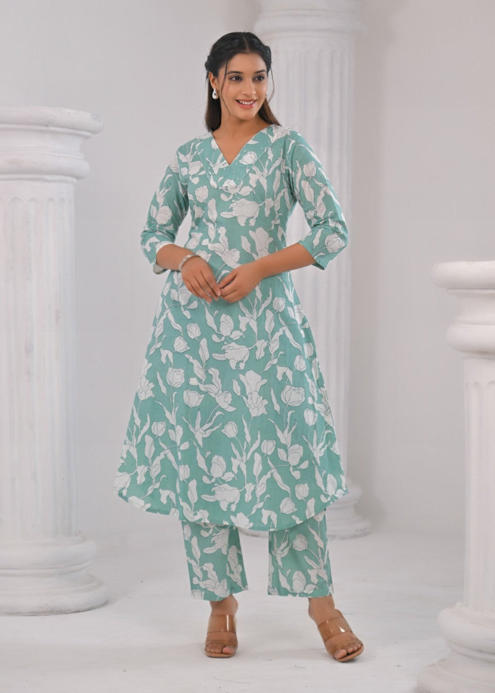 SASHA MINTY PRINTED COTTON KURTA PANT SET