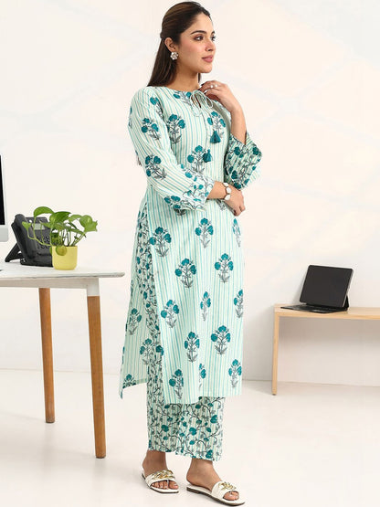 Women Printed Regular Cotton Blend Kurta with Trousers