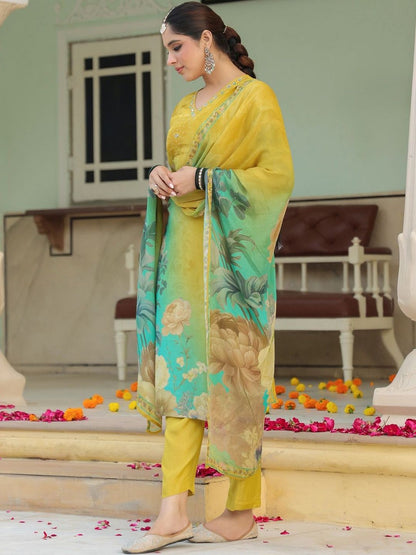 Dhiyona RR Women's Floral Printed Regular Kurta & Trousers With Dupatta