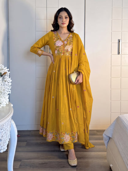 Poppi Mimosa Embroidery Suit Set