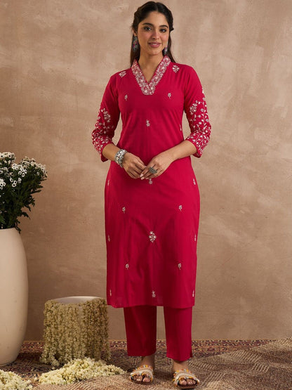 Women Ethnic Motifs Embroidered Cotton Kurta with Trousers