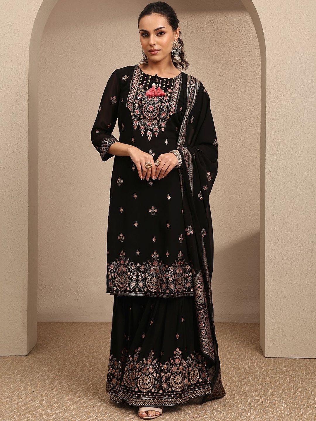 Dhiyona LL Women Ethnic Motifs Embroidered Regular Thread Work Kurta with Sharara & With Dupatta