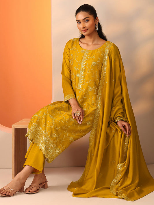 Floral Embroidered Round Neck Straight Sequinned Kurta With Trousers & Dupatta