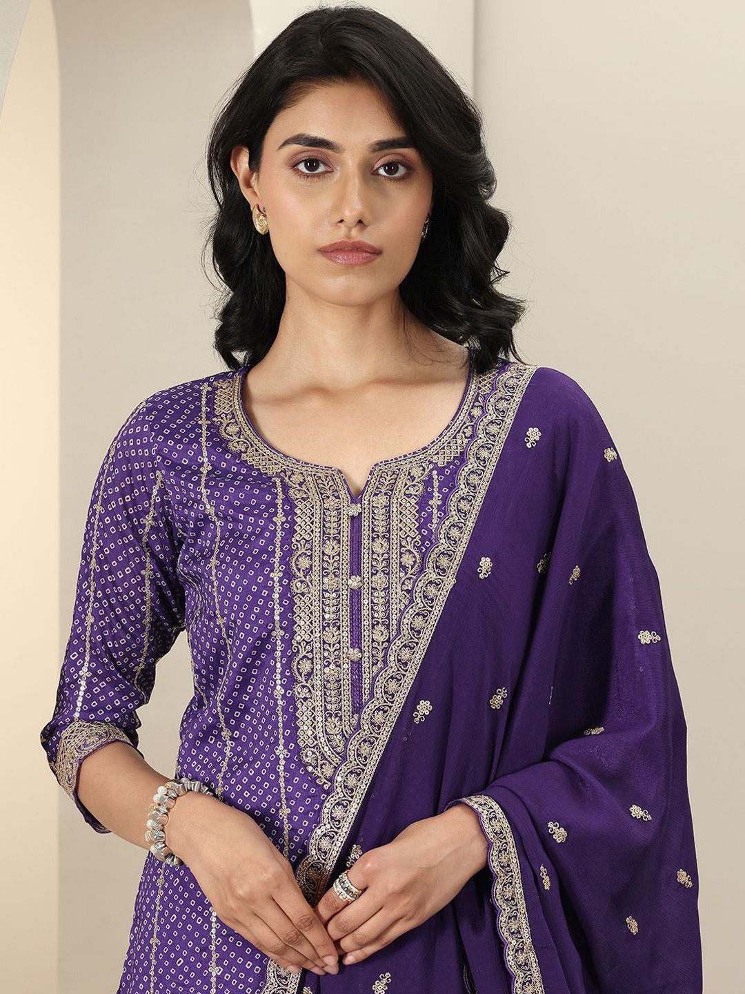 Dhiyona LL Bandhani Printed Sweetheart Neck Straight Kurta With Palazzos & Dupatta
