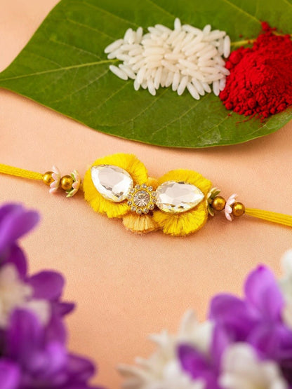 Dhiyona Rakhi