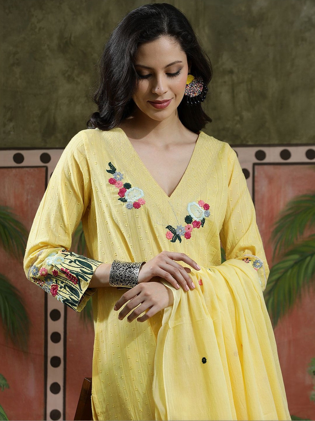 Embroidered Pure Cotton V-Neck Kurta & Trousers Kurta Sets