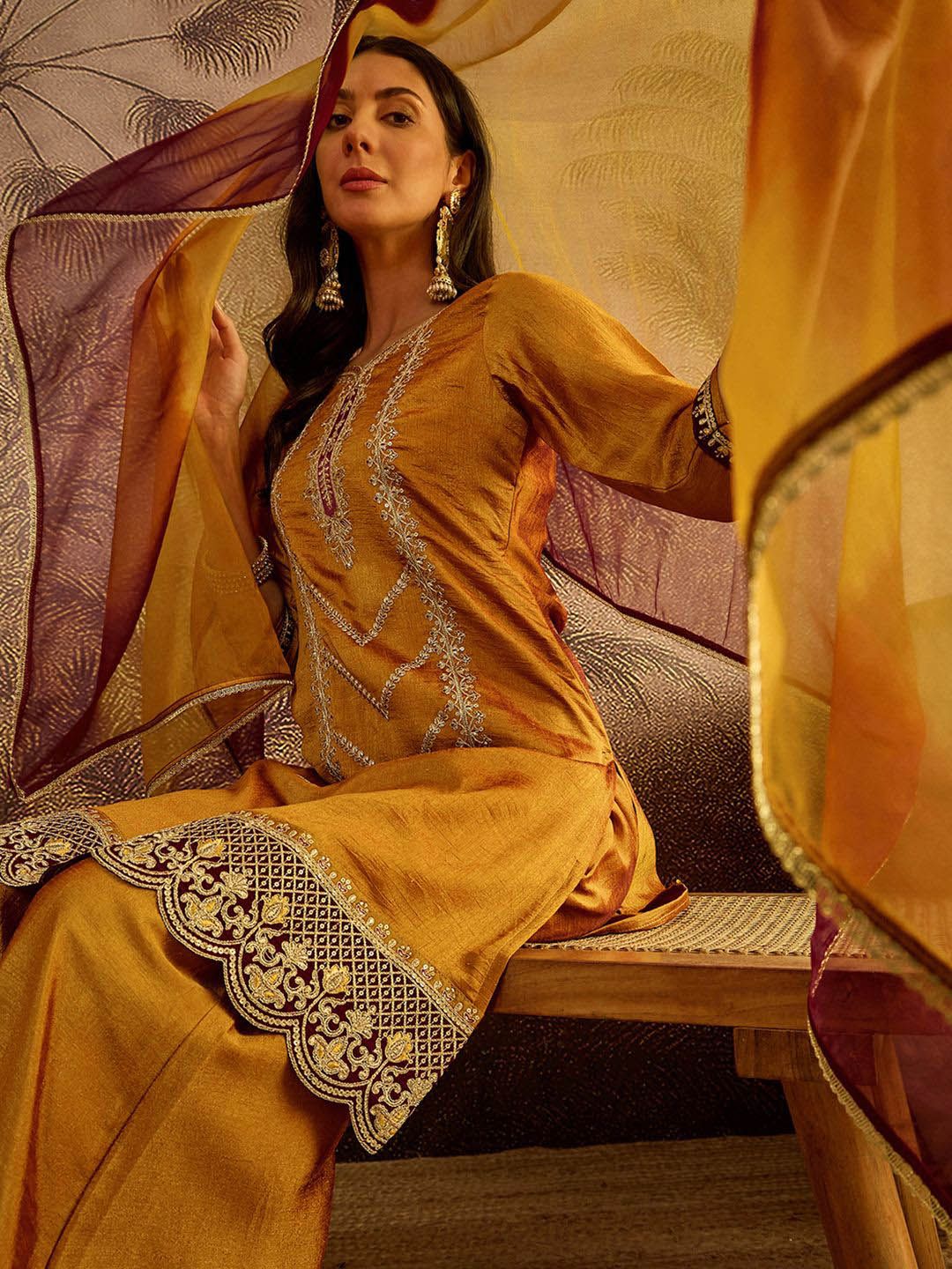 Dhiyona SN Embroidered Zari Sequence Thread Work Straight Kurta With Palazzos & Dupatta