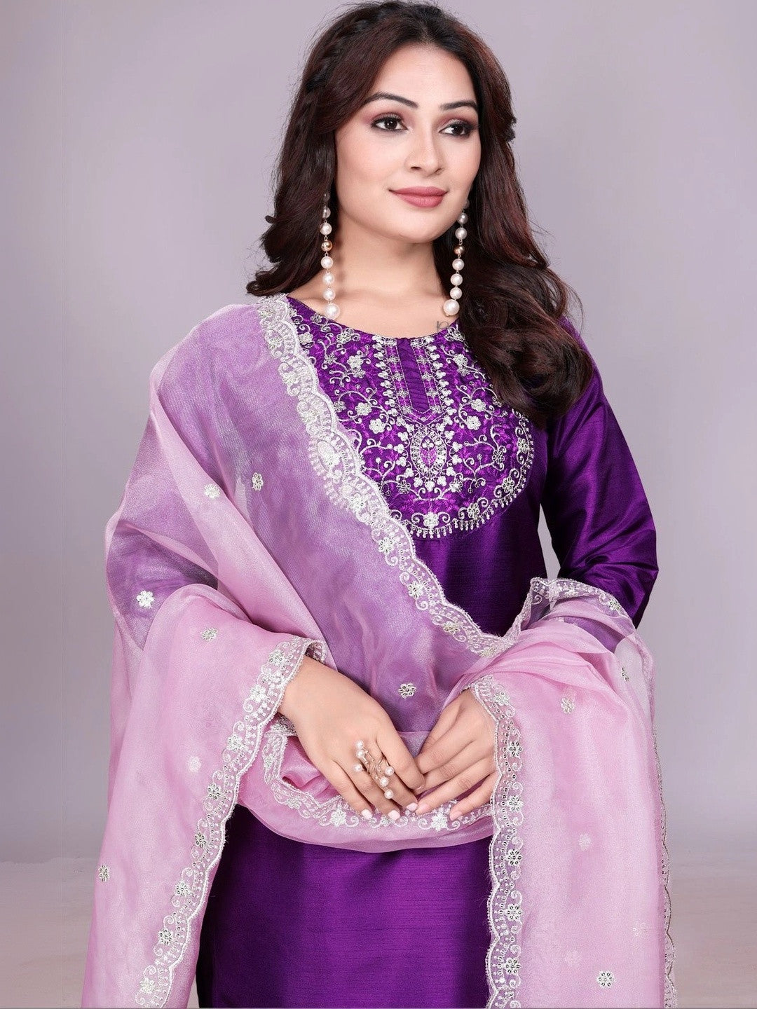 Women Ethnic Motifs Embroidered Regular Kurta with Trousers & With Dupatta