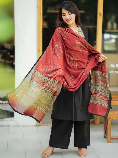 Dhiyona KL Women Ethnic Motifs Embroidered Regular Kurta & Palazzos With Dupatta