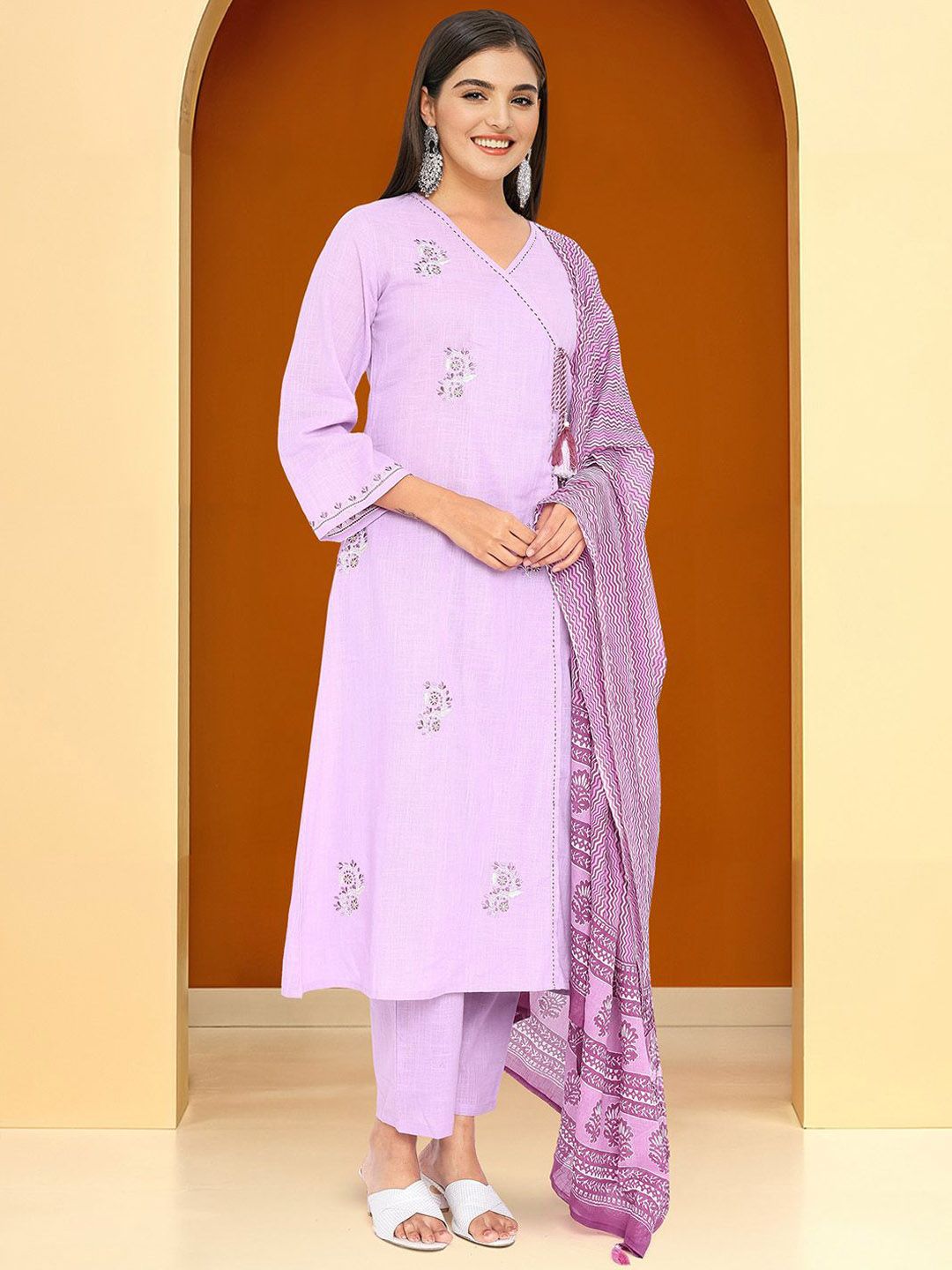 Dhiyona IS Women's Women Floral Embroidered Pure Cotton Kurta with Trousers & With Dupatta