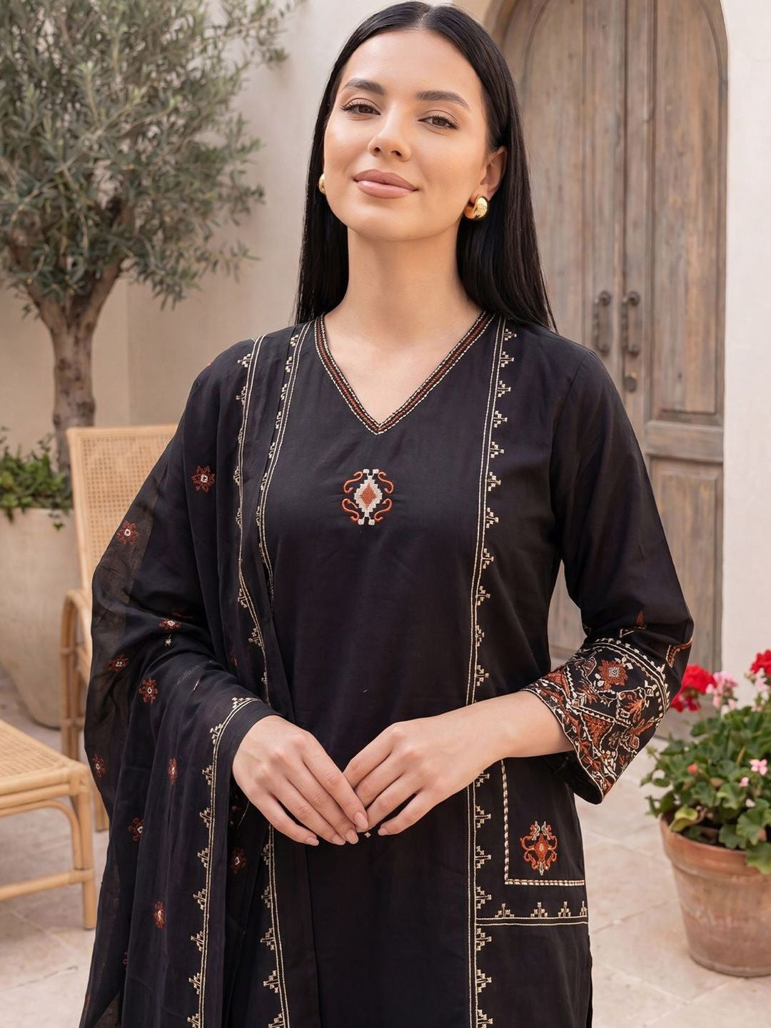 Women Ethnic Motifs Embroidered Regular Thread Work Pure Cotton Kurta with Trousers & With Dupatta